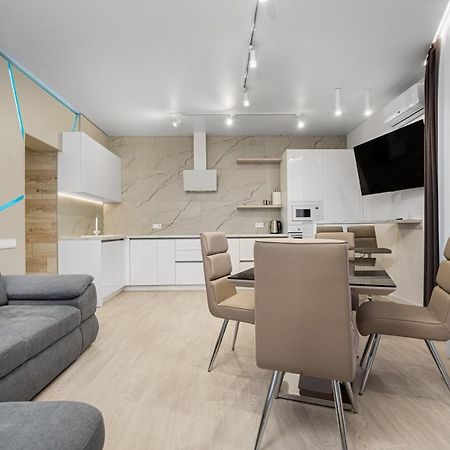 Pearl 45 Panoramic Sea View Apartment Oděsa Exteriér fotografie